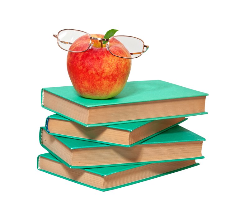 Bücher, Brille, Apfel für healthy campus