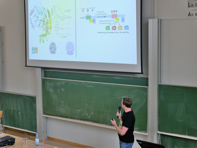 Talk by PhD student Jan Voß